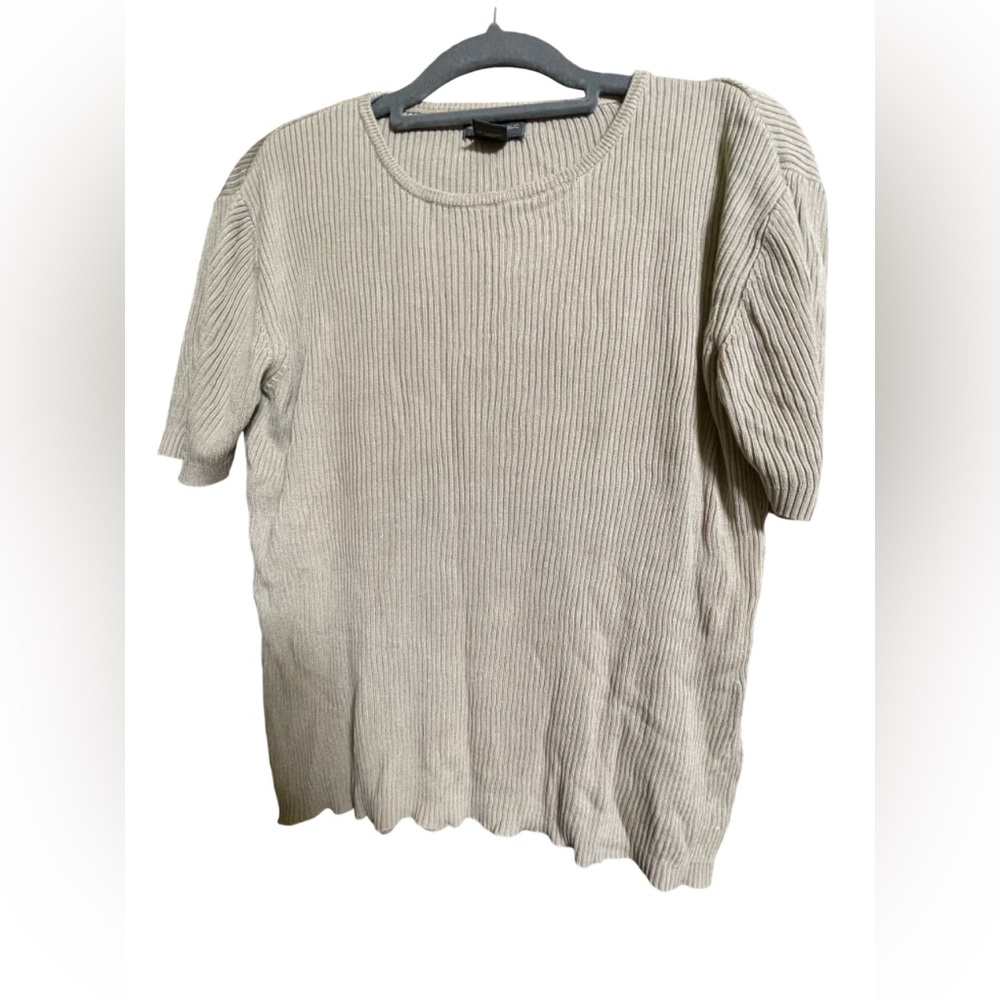 EUC Banana Republic 100% Silk Top Size Large